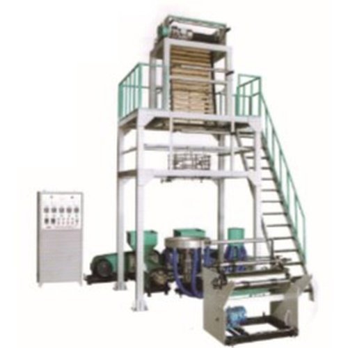 extrusion de pelicula soplada​ capas ABA